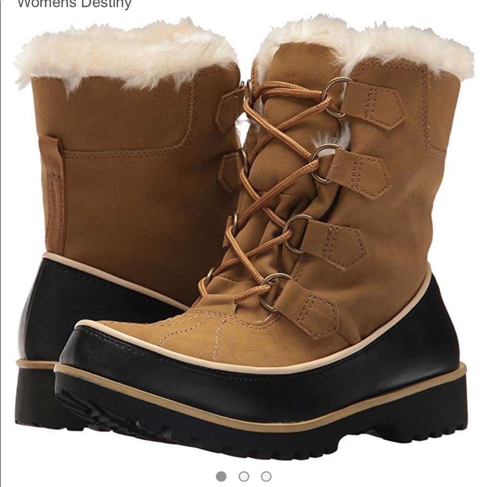 Esprit snow boots